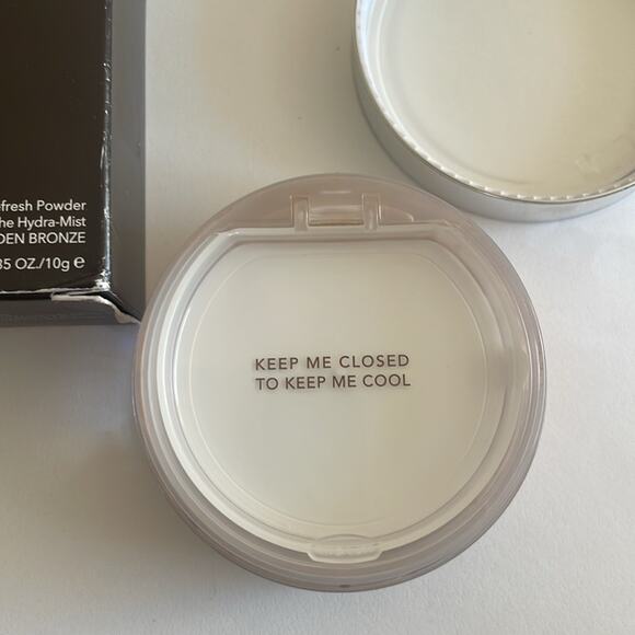 NWT BECCA HYDRA-MIST SET & REFRESH POWDER in golden bronze - Picture 6 of 6